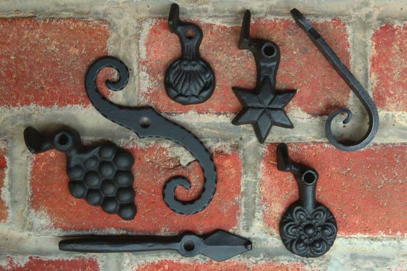 Shutter Dogs Helpful Guide Info Pictures Of Exterior Shutter Dog Hardware